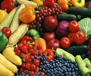 http://romafoods.com/blog/wp-content/uploads/2012/06/fresh-fruits-vegetables-2419.jpg